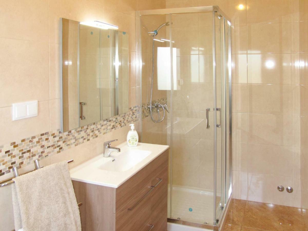 Vau  Holiday Home Do Pinheiros - Obi105 By Interhome מראה חיצוני תמונה